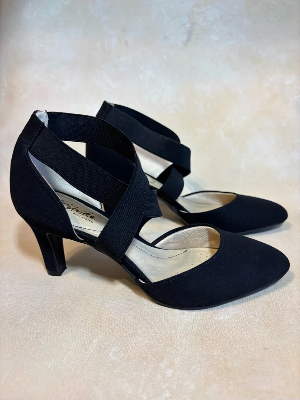 Life stride Flex Soft System Women's Black Crisscross stretch Strap Heels, 8.5